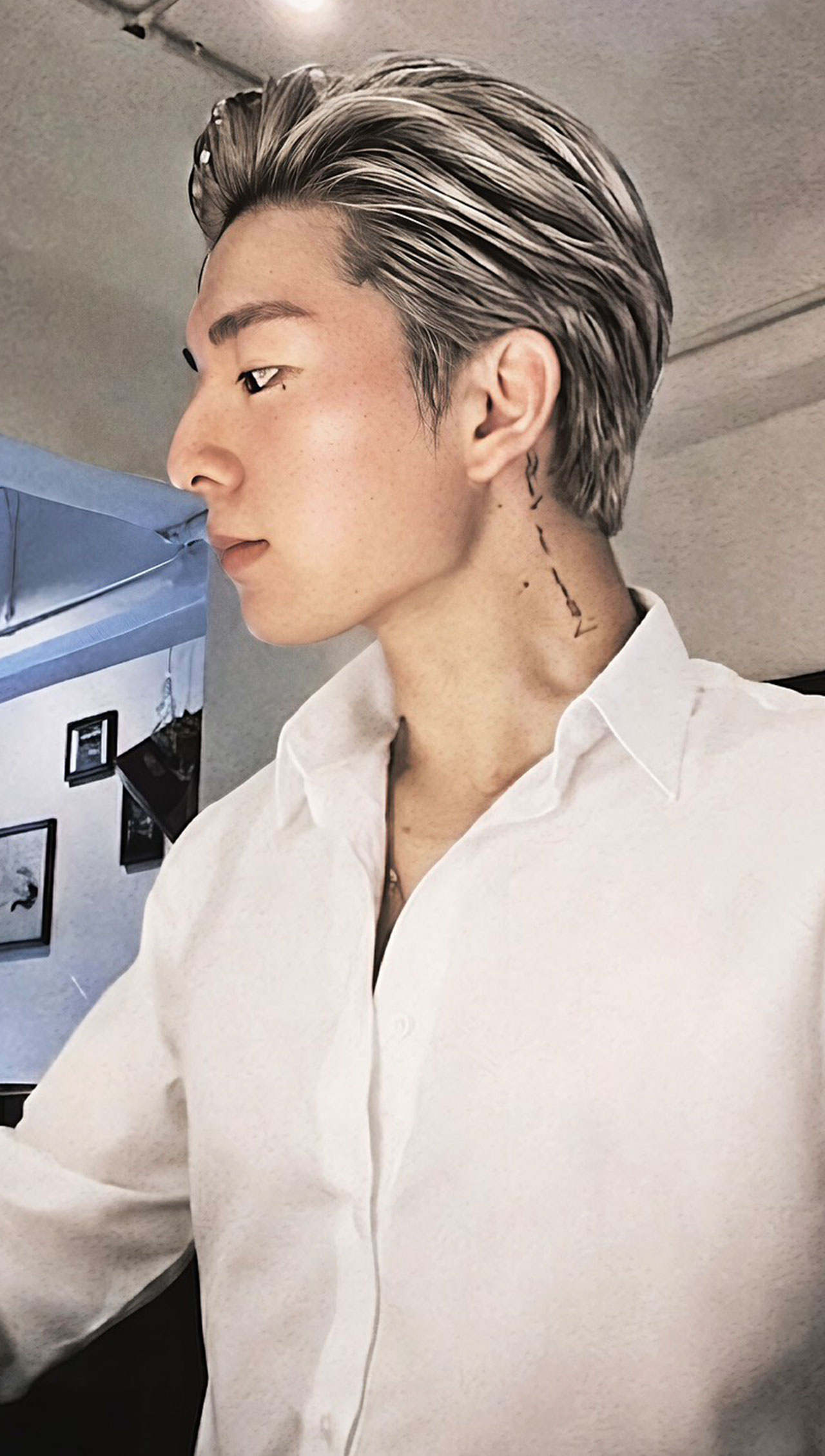 プロフィール